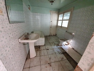 06086-0001 9