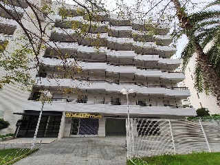 Local en venta en Salou de 89  m²
