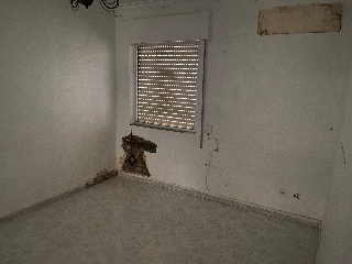 01715-0001 6