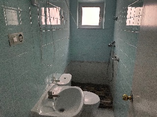 01715-0001 8