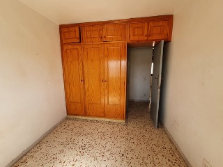 04738-0001 6