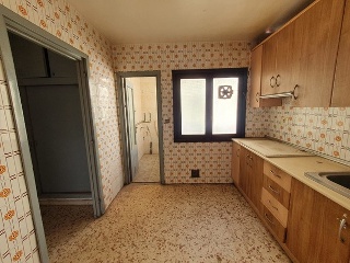 04738-0001 11
