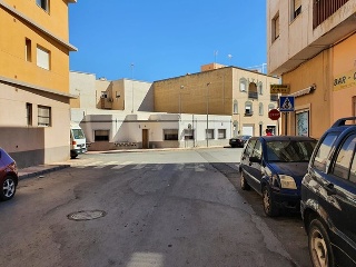 04738-0001 14