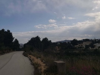 01047-0001 3