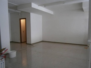 Local en venta en Torredembarra de 213  m²