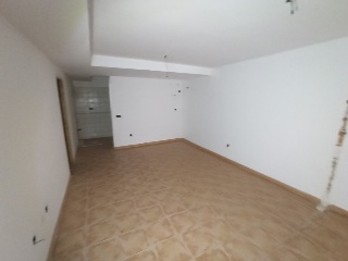 00493-0001 6