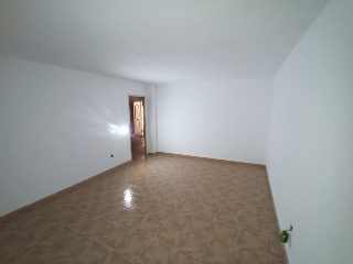 00493-0001 7