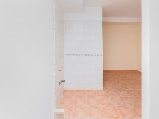 00493-0001 22