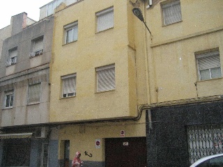 Piso en venta en Badalona de 64  m²