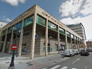 Local en venta en Oviedo de 184  m²