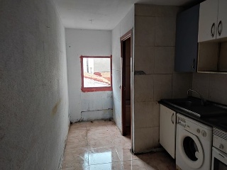 Piso en C/ Miguel de Ara, Zaragoza 8