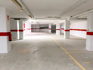 Locales y garjes en C/ Del Papa Alexandre VI, Vinaròs (Castellón) 4