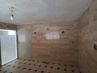 03891-0001 11