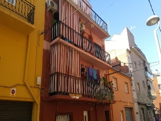Piso en venta en Canovelles de 79  m²