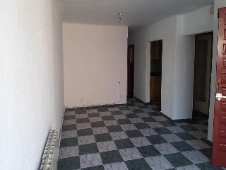 15759-0001 8