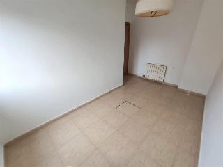 15762-0001 7