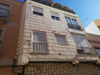 Local en venta en Almería de 88  m²