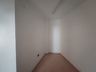 00932-0001 9