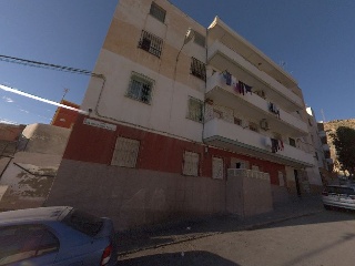 Piso en venta en Almería de 78  m²