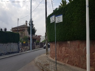 15747-0001 4