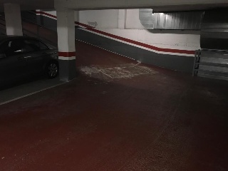 Locales y garajes en Badalona, Barcelona 10