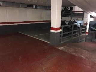 Locales y garajes en Badalona, Barcelona 11