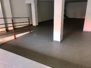 Locales y garajes en Badalona, Barcelona 3