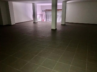 Locales y garajes en Badalona, Barcelona 6