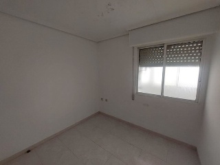 00565-0001 9