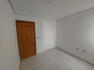 00565-0001 13