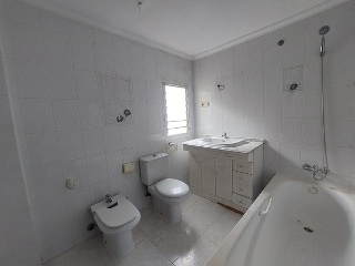 00565-0001 23