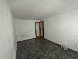 01748-0001 10