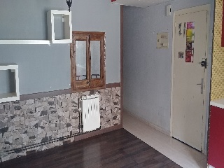 04285-0001 2
