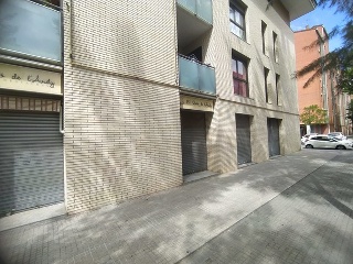 Local en venta en Cornellà De Llobregat de 70  m²