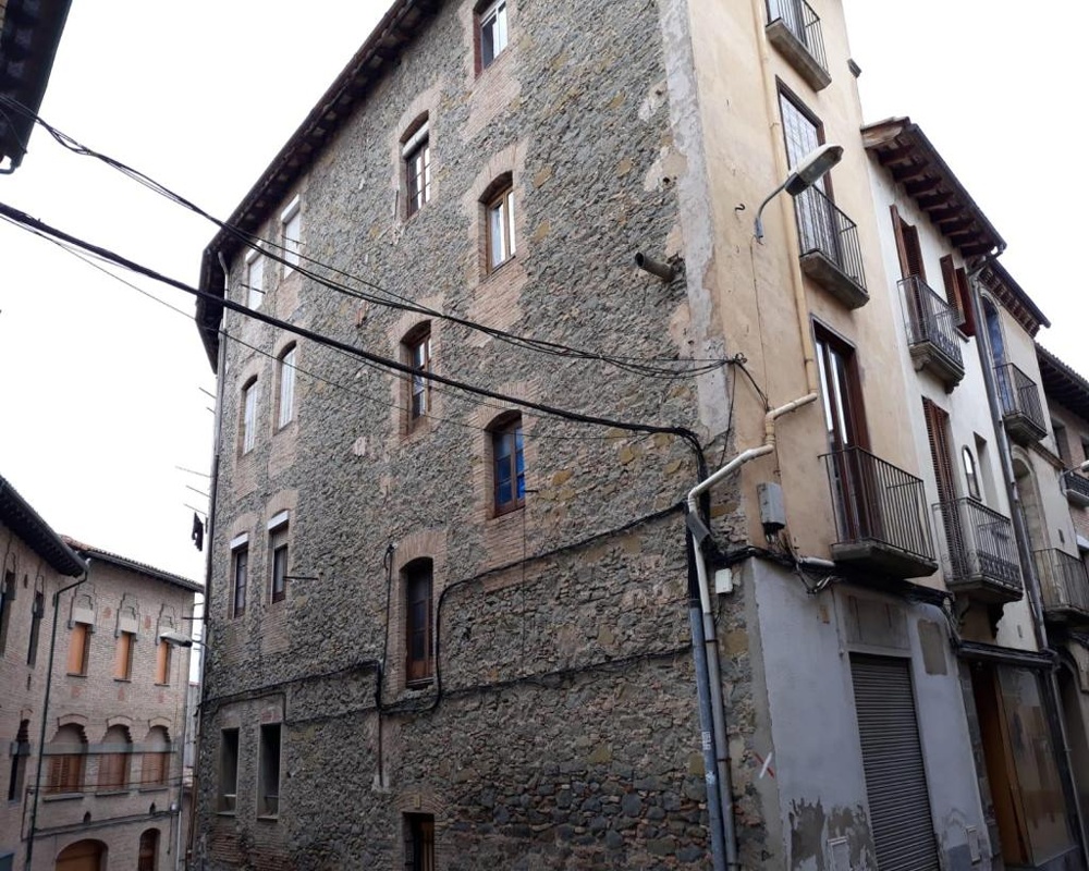 Piso en C/ Industria - Roda de Ter - Barcelona