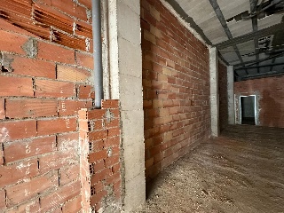 12303-0001 4