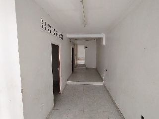 12285-0001 17