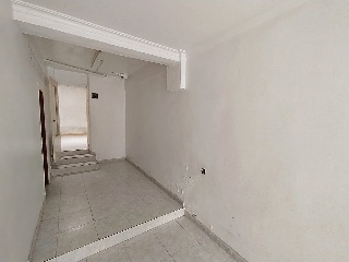 12285-0001 18
