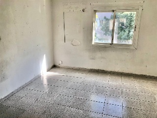 02057-0001 14