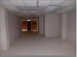 Locales en C/ Trinquet, Deltebre (Tarragona) 11