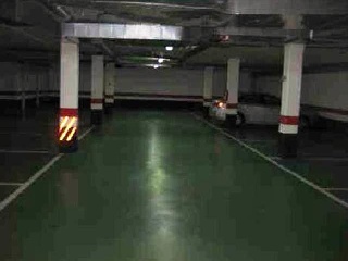 Piso y garajes en C/ Ronda 14