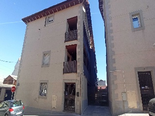 Garajes en C/ de la flor, El Molar (Madrid) 2