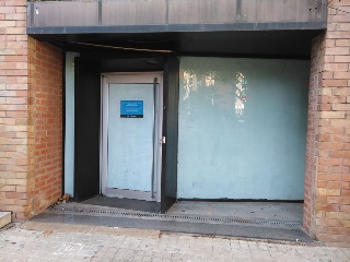 Local comercial en Av Catalunya - Badalona - Barcelona 2
