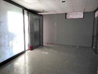 Local comercial en Av Catalunya - Badalona - Barcelona 5