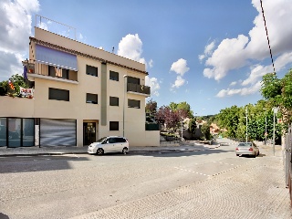 Garajes en Torrelavit (Barcelona) 2