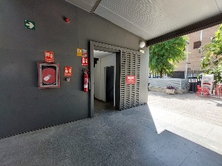 Garaje en Av de Hytasa, Sevilla 4