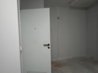 Local comercial en C/ Prim - Carmona - Sevilla 7