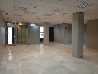 Local comercial en C/ Prim - Carmona - Sevilla 10