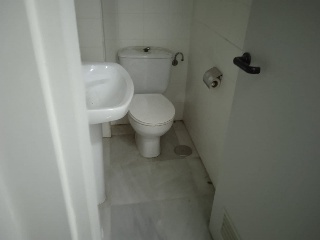 Local comercial en C/ Prim - Carmona - Sevilla 13