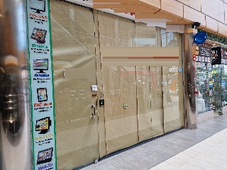 Local en Av Don Lino Rodríguez Madero, Cee (A Coruña)  3